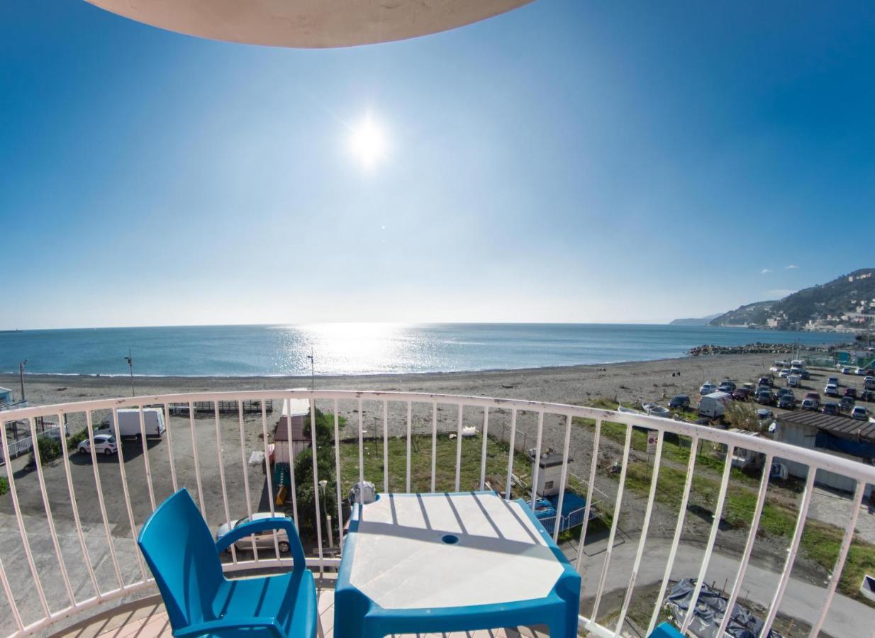 Hotel Sirenella Mele Bagian luar foto