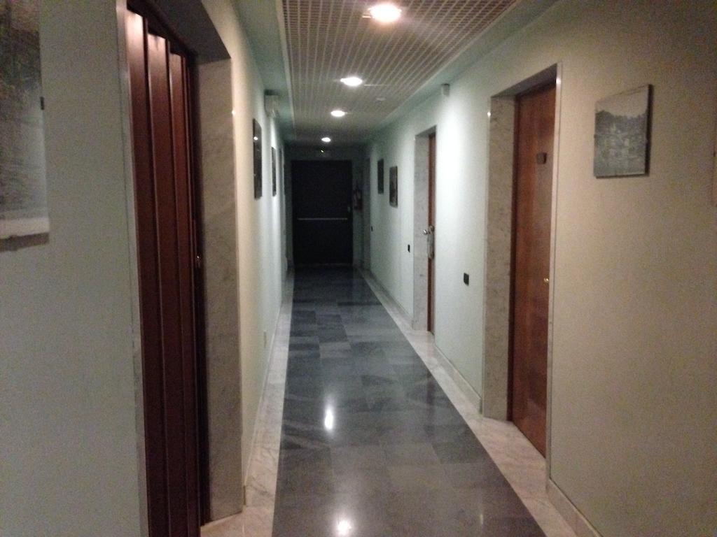 Hotel Sirenella Mele Bagian luar foto