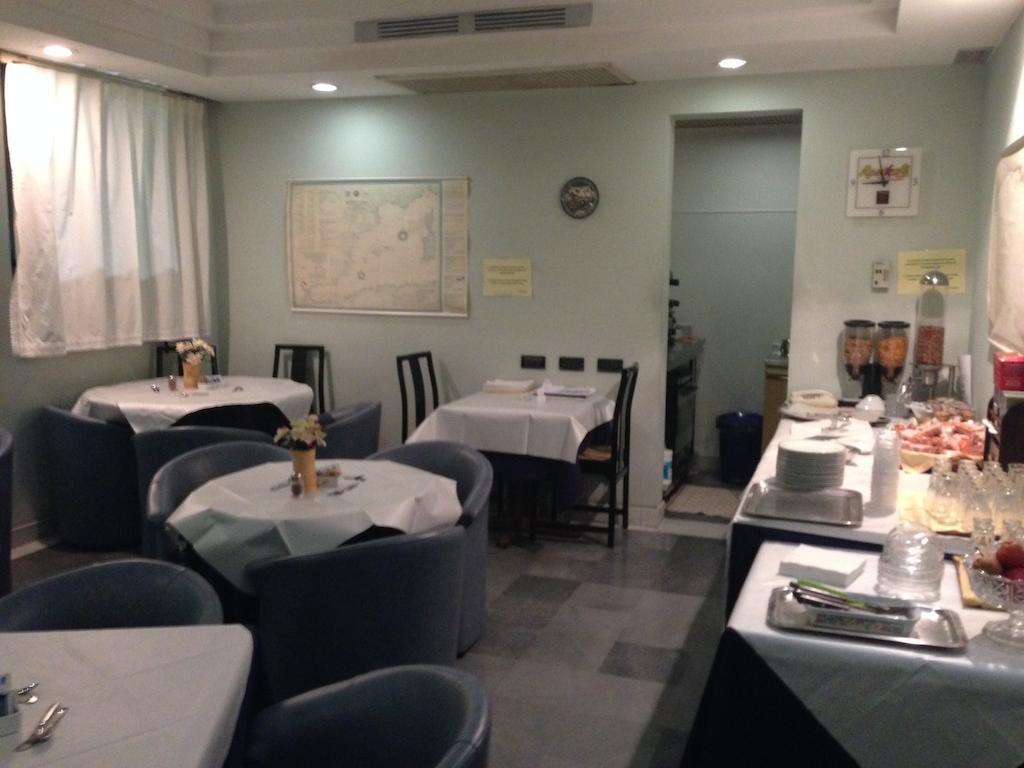 Hotel Sirenella Mele Bagian luar foto